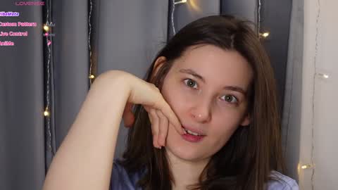 BeckyMartens come join me on    while im offline here  online show from October 25, 2:30 am