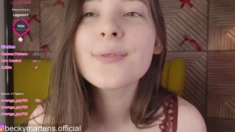 BeckyMartens come join me on    while im offline here  online show from March 7, 3:46 am