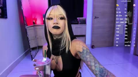 Daniela  ur fav living dead girl  online show from November 12, 11:25 pm