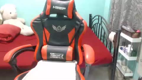 Tezza online show from September 19, 1:43 pm