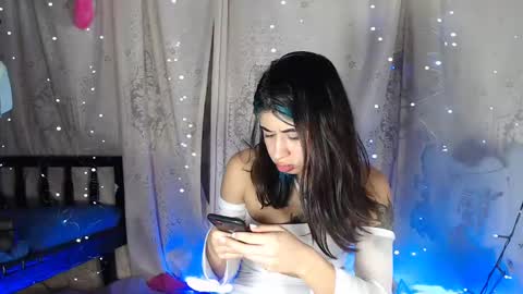 modelo independiente online show from December 23, 3:50 am