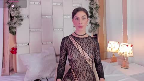 Snapshot of belindareyes chatting on December 6, 4:58 am Bel  online show from December 6, 4:58 am