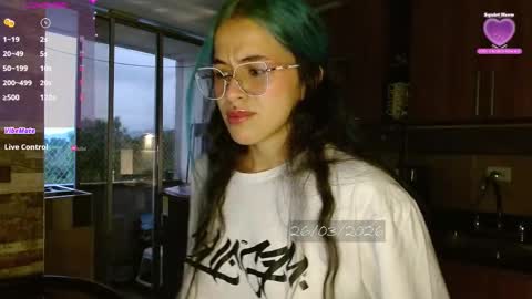   online show from March 26, 10:44 pm