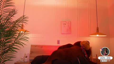    online show from October 1, 3:28 pm