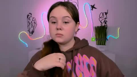 bella_blade online show from December 15, 6:18 am