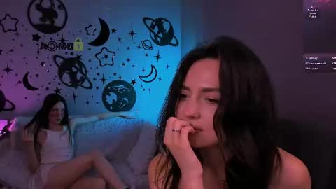 Bella online show from July 12, 4:19 pm