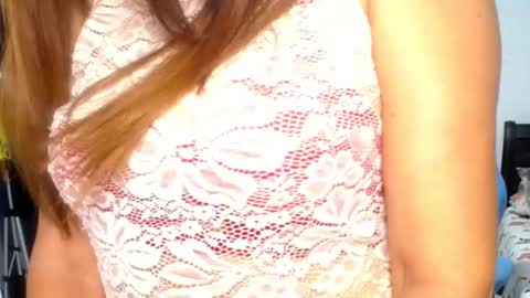 Bella online show from April 16, 11:18 pm