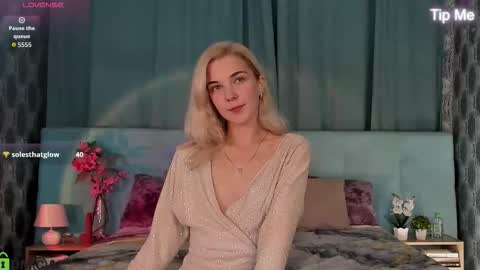 Bella online show from September 25, 12:32 am