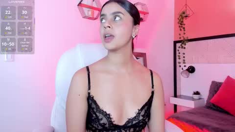 BELLA online show from February 26, 8:19 pm