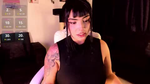 Snapshot of bellaa_miller chatting on October 1, 10:48 pm Bella  online show from October 1, 10:48 pm