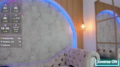 Snapshot of bellaa_swant chatting on September 24, 8:30 pm Cris online show from September 24, 8:30 pm