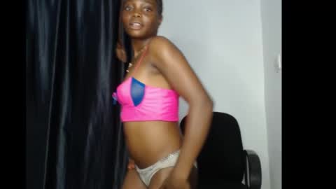 bella online show from September 17, 7:01 pm