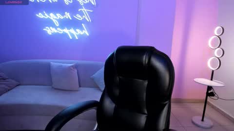  Bella C  online show from December 17, 12:31 pm