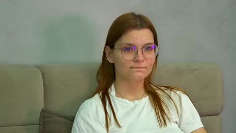 BellaMarebelle online show from April 16, 5:12 pm