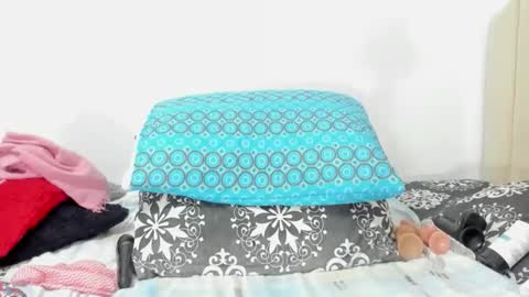 BellaMoakXX online show from November 7, 8:14 pm