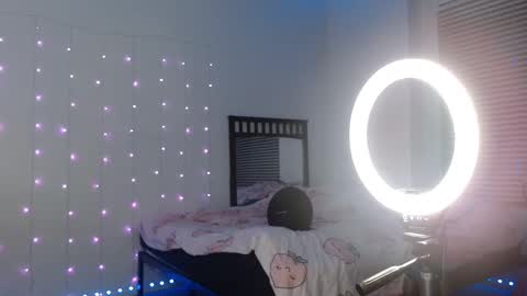 Bella Monroe online show from February 25, 6:03 am