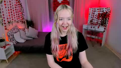 Bella online show from February 10, 4:54 pm