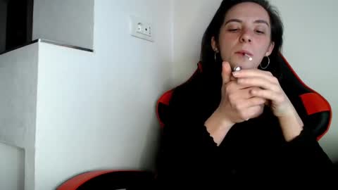 bellaqueen0701 online show from February 27, 5:56 am