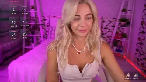 Bella online show from May 29, 11:52 am
