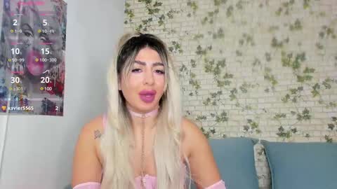 LucyJelly online show from January 13, 5:33 pm