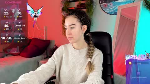 Bella online show from December 9, 1:02 pm