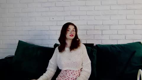 BelleBellerose online show from February 20, 2:35 pm