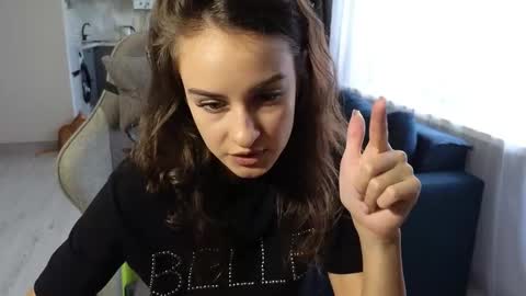 BelleWild online show from November 12, 6:11 am