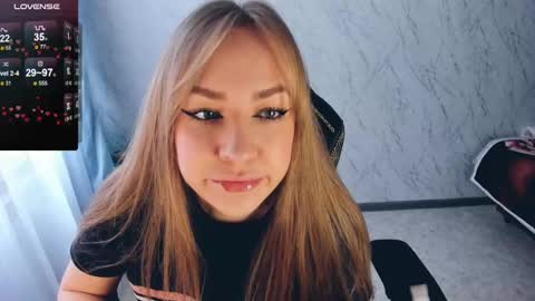 Your Annabelle Wolf  online show from February 13, 10:55 am