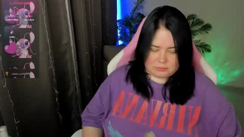 LinaBoo online show from December 19, 6:16 am