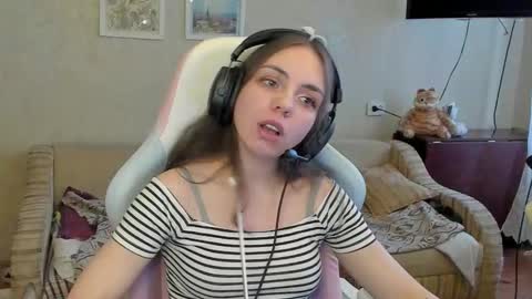 bethany_tease online show from February 28, 12:26 pm