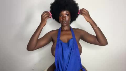 Adah online show from March 2, 11:10 pm