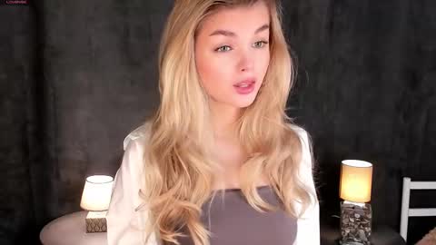 Maddie online show from February 12, 3:50 pm