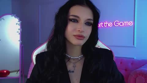 Beverly online show from February 21, 10:38 am