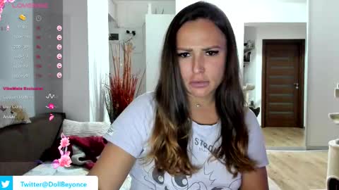   BeyonceDoll       Twitter DollBeyonce    online show from November 5, 9:09 pm