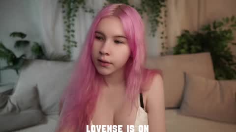 Eliz online show from December 4, 1:08 am