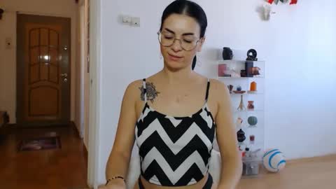 innasugarwild online show from September 24, 8:46 am