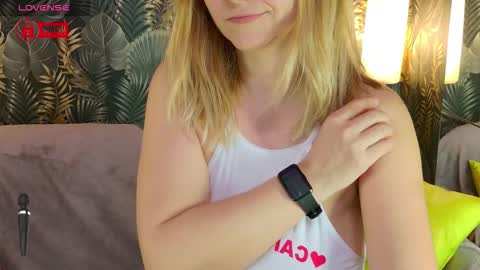 BigBoobsArri online show from March 15, 1:35 pm