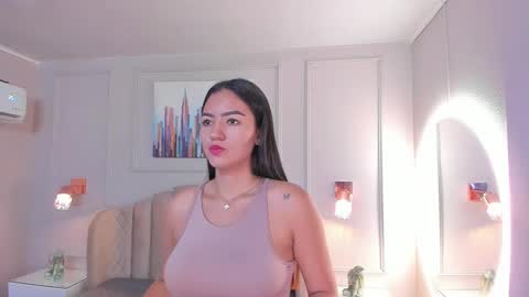   online show from February 22, 10:07 am