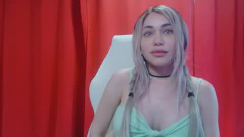 LaraFire online show from July 13, 12:39 pm