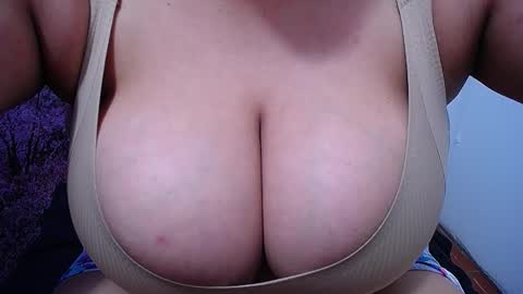  Sunny   online show from March 5, 7:37 am