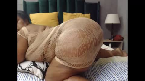 bigsuperbutt online show from January 15, 9:59 am