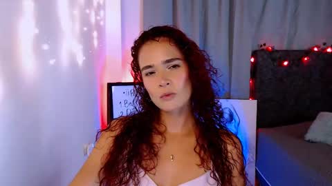 Snapshot of biikergiirl chatting on March 10, 5:00 am Biikergiirl online show from March 10, 5:00 am