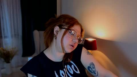 Nana online show from April 17, 7:27 pm