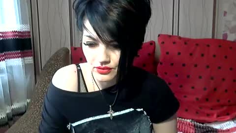 black_hot_01 online show from February 24, 9:19 am