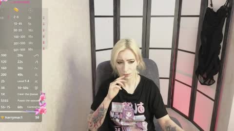 Emily online show from April 27, 8:33 am