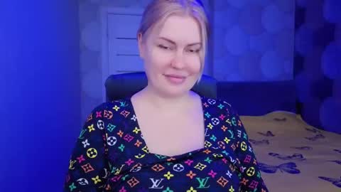 blackeyes11 online show from March 8, 4:38 am