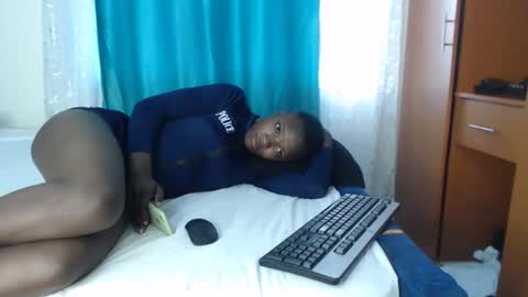 blackpappiy online show from November 8, 3:33 am