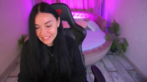 blacksilkqueen online show from November 20, 8:26 am