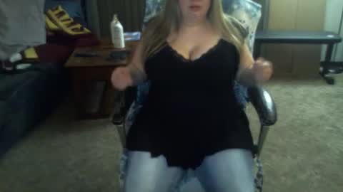 bladesizzo3111 online show from March 22, 5:57 am