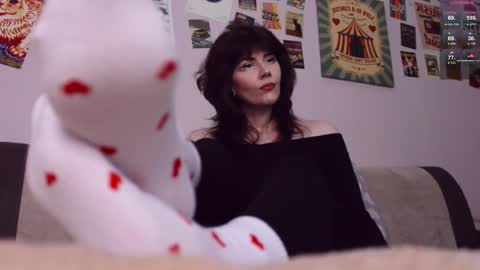 Britney online show from February 14, 1:46 pm